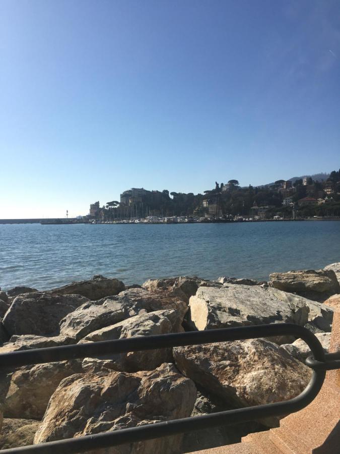 Near The Beach Rapallo Luaran gambar