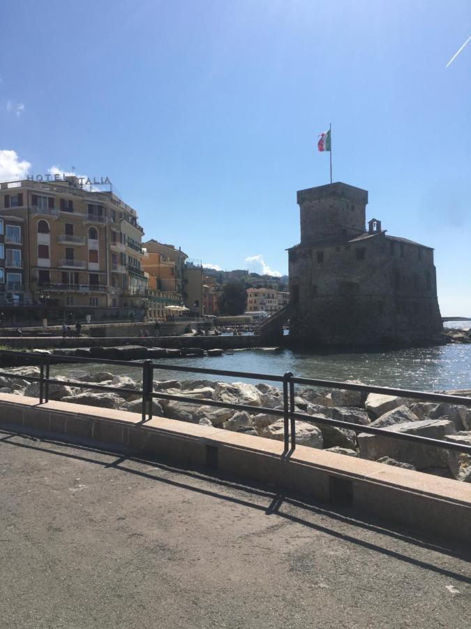 Near The Beach Rapallo Luaran gambar